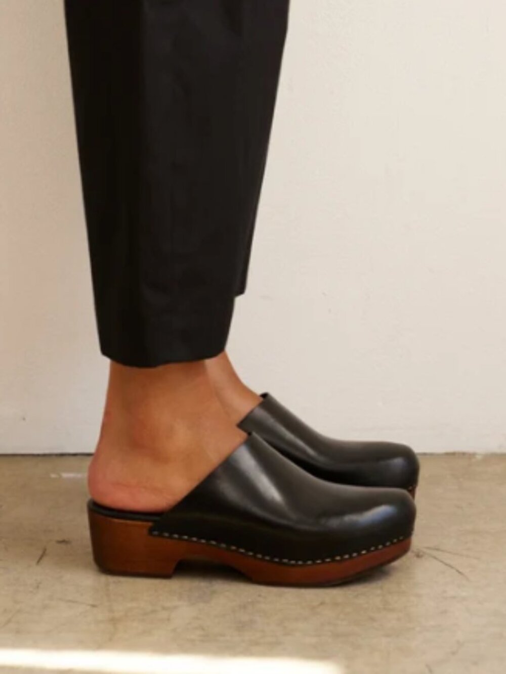Jamie Haller Clogs in Black - size 37
